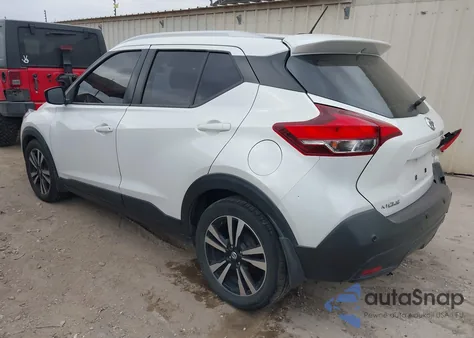 2020 Nissan Kicks Sv Xtronic Cvt z USA, uszkodzony, nr VIN 3N1CP5CV2LL495146